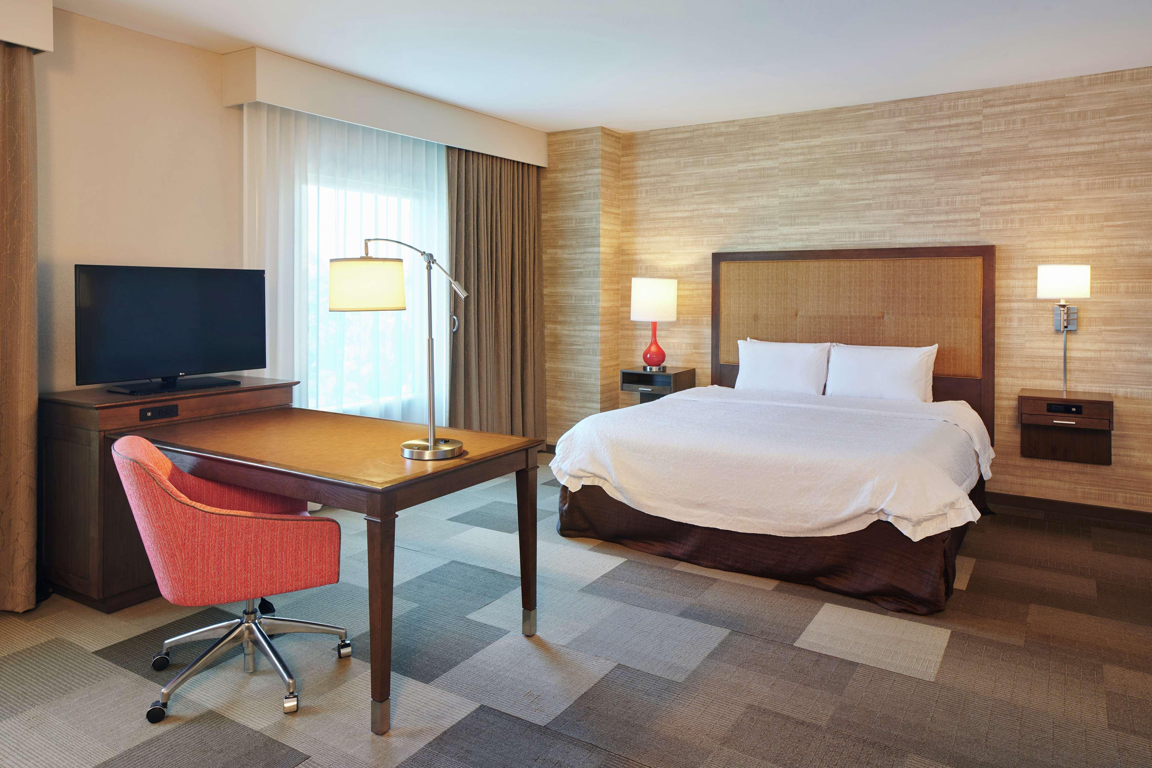 Hampton Inn & Suites Oahu Kapolei - Free Parking - No Resort Fee Exterior photo