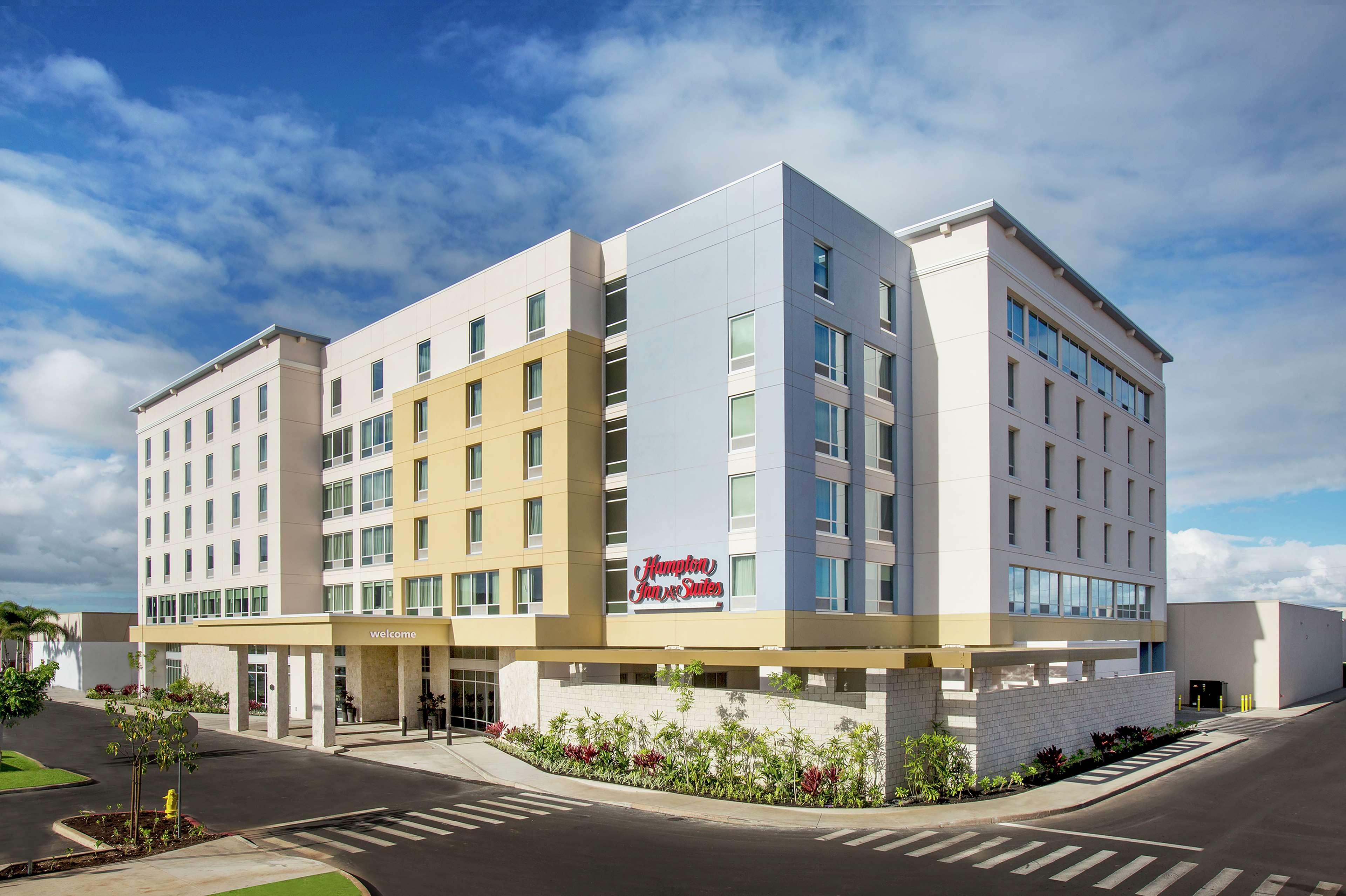 Hampton Inn & Suites Oahu Kapolei - Free Parking - No Resort Fee Exterior photo