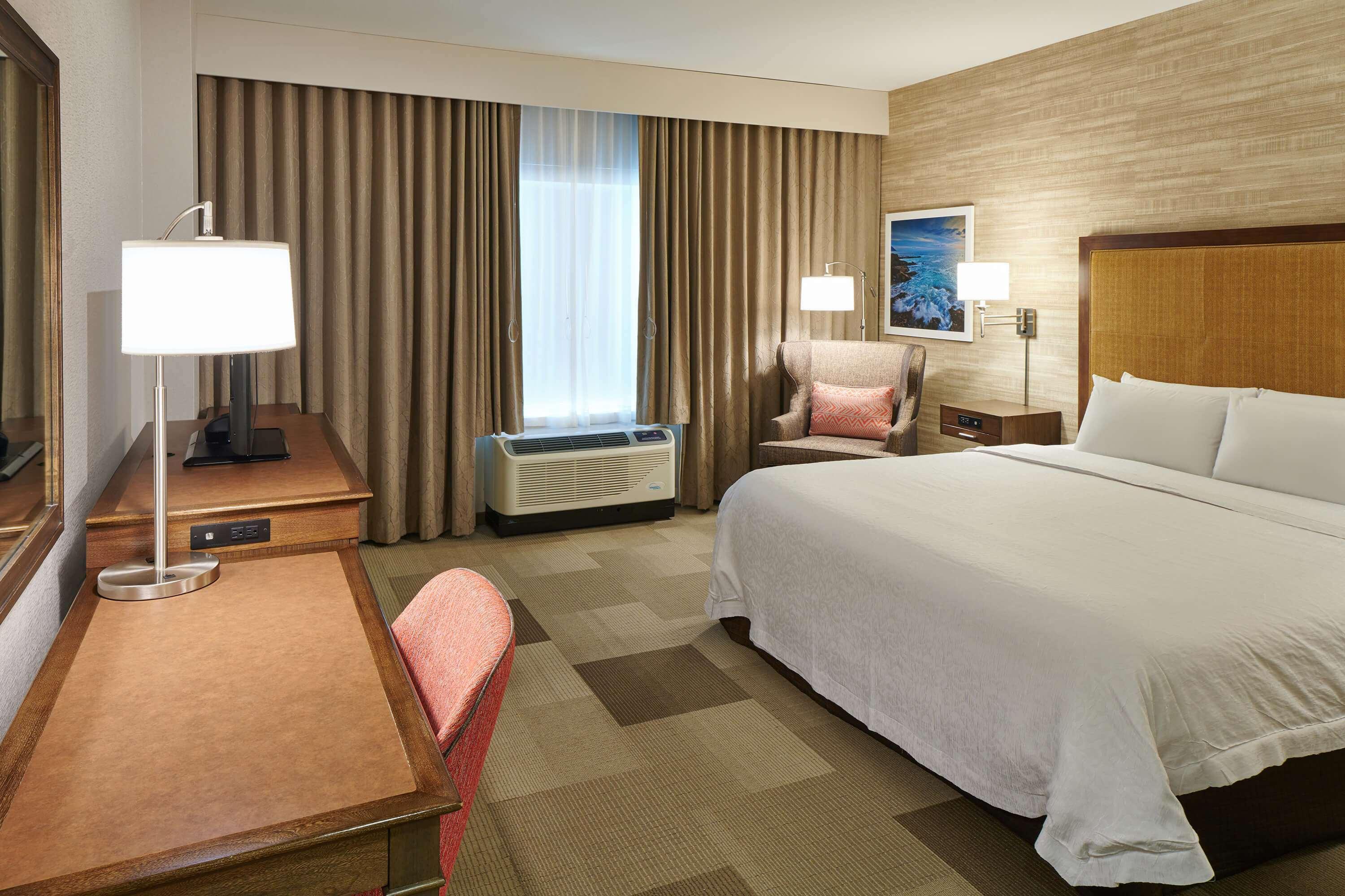 Hampton Inn & Suites Oahu Kapolei - Free Parking - No Resort Fee Exterior photo