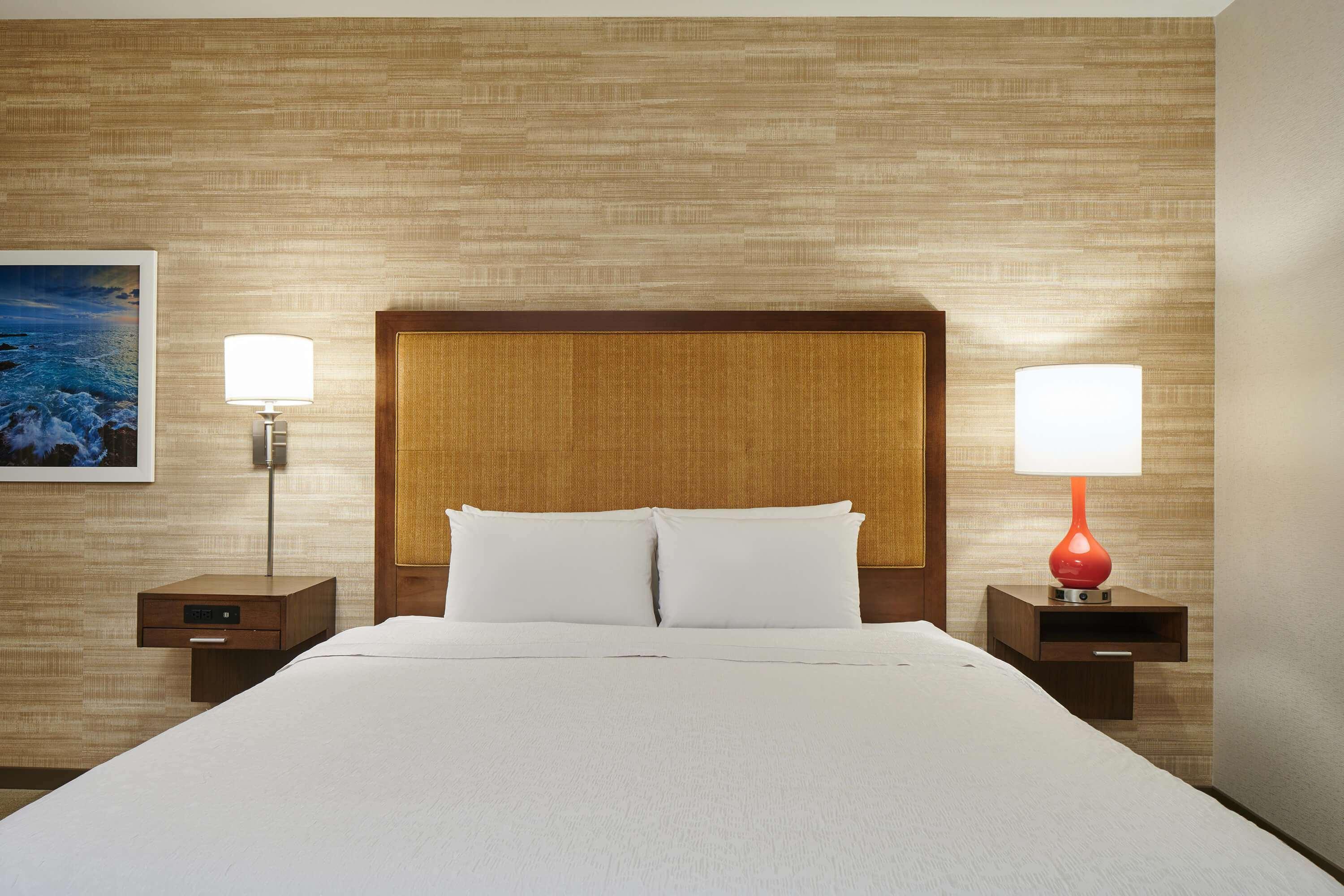 Hampton Inn & Suites Oahu Kapolei - Free Parking - No Resort Fee Exterior photo