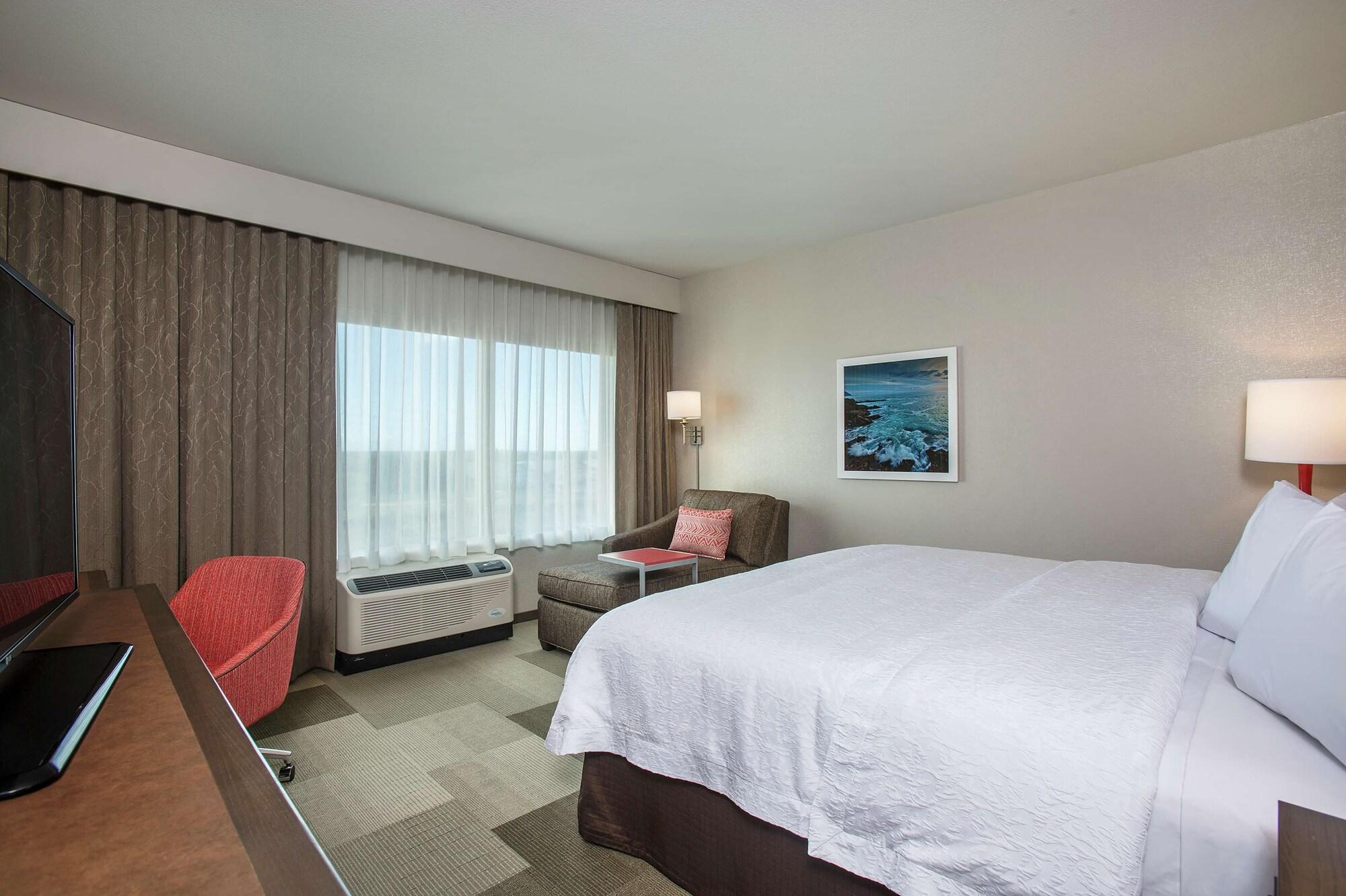 Hampton Inn & Suites Oahu Kapolei - Free Parking - No Resort Fee Exterior photo